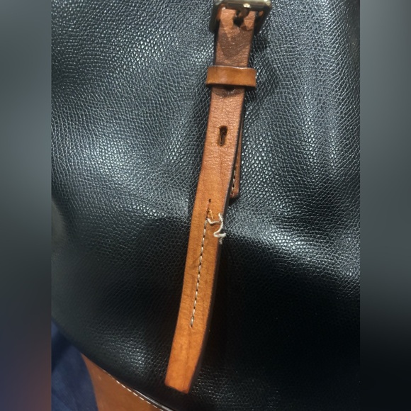 Dooney & Bourke Large Leather Shoulder Tote - Black with Striped interior
. - Picture 11 of 14